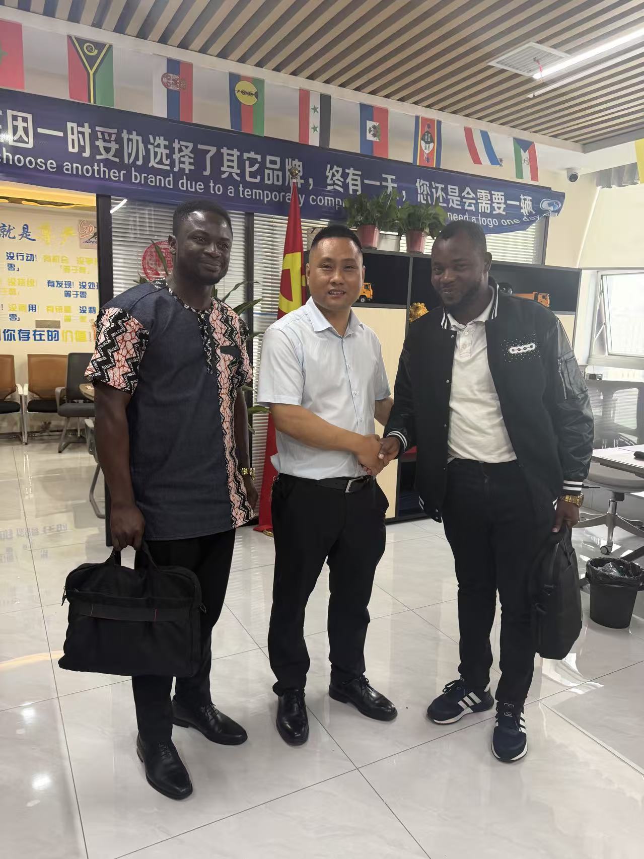 SHACMAN Trucks|  African Client Visit