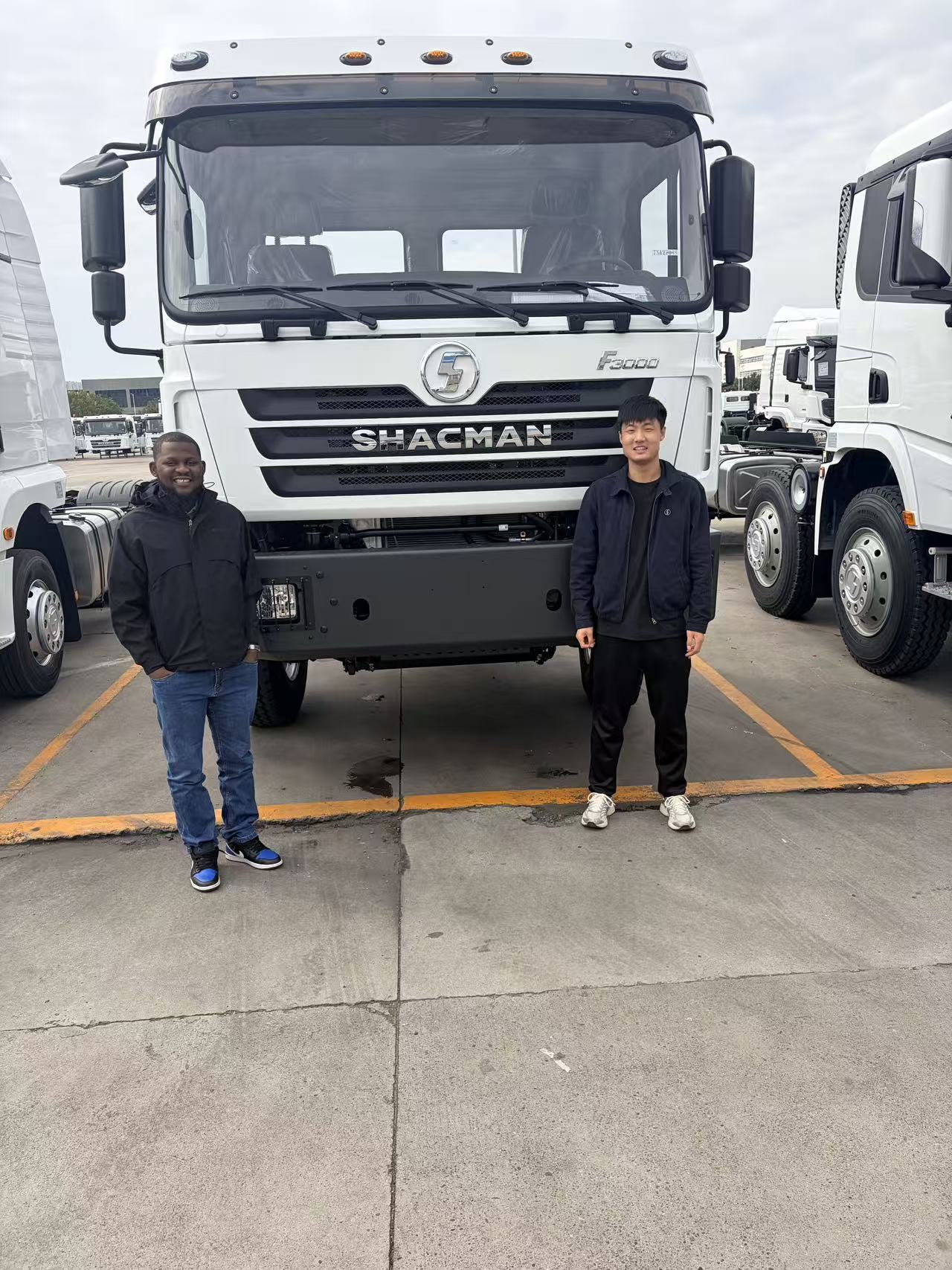 SHACMAN Welcomes Guinea Client Visit After Global Distributor Conference