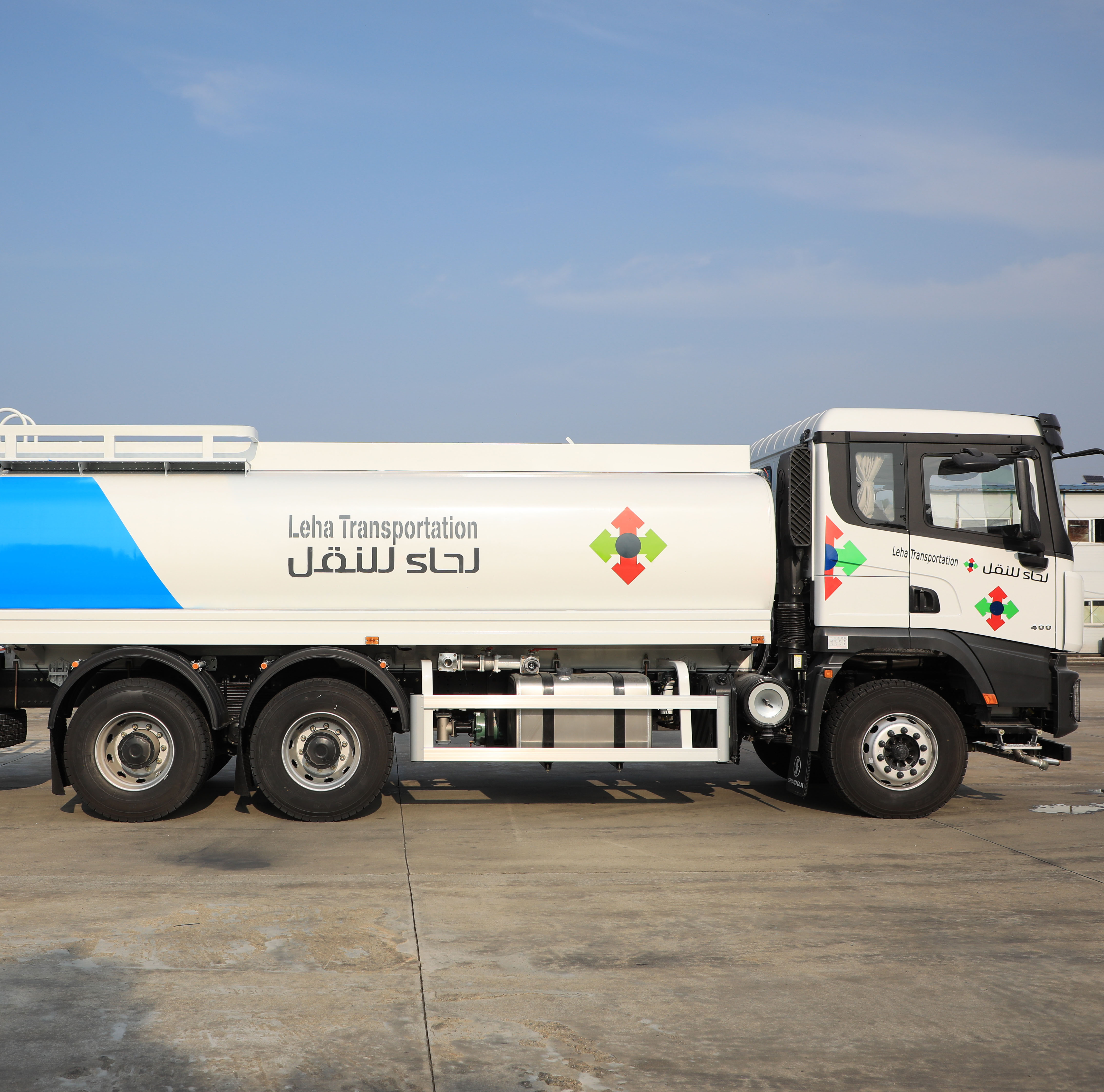 SHACMAN X3000 6x4 Sprinkler Truck