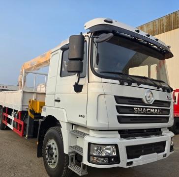 SHACMAN F3000 6×4 Truck with XCMG Crane | 340HP Heavy Duty Crane Truck for Cargo Handling