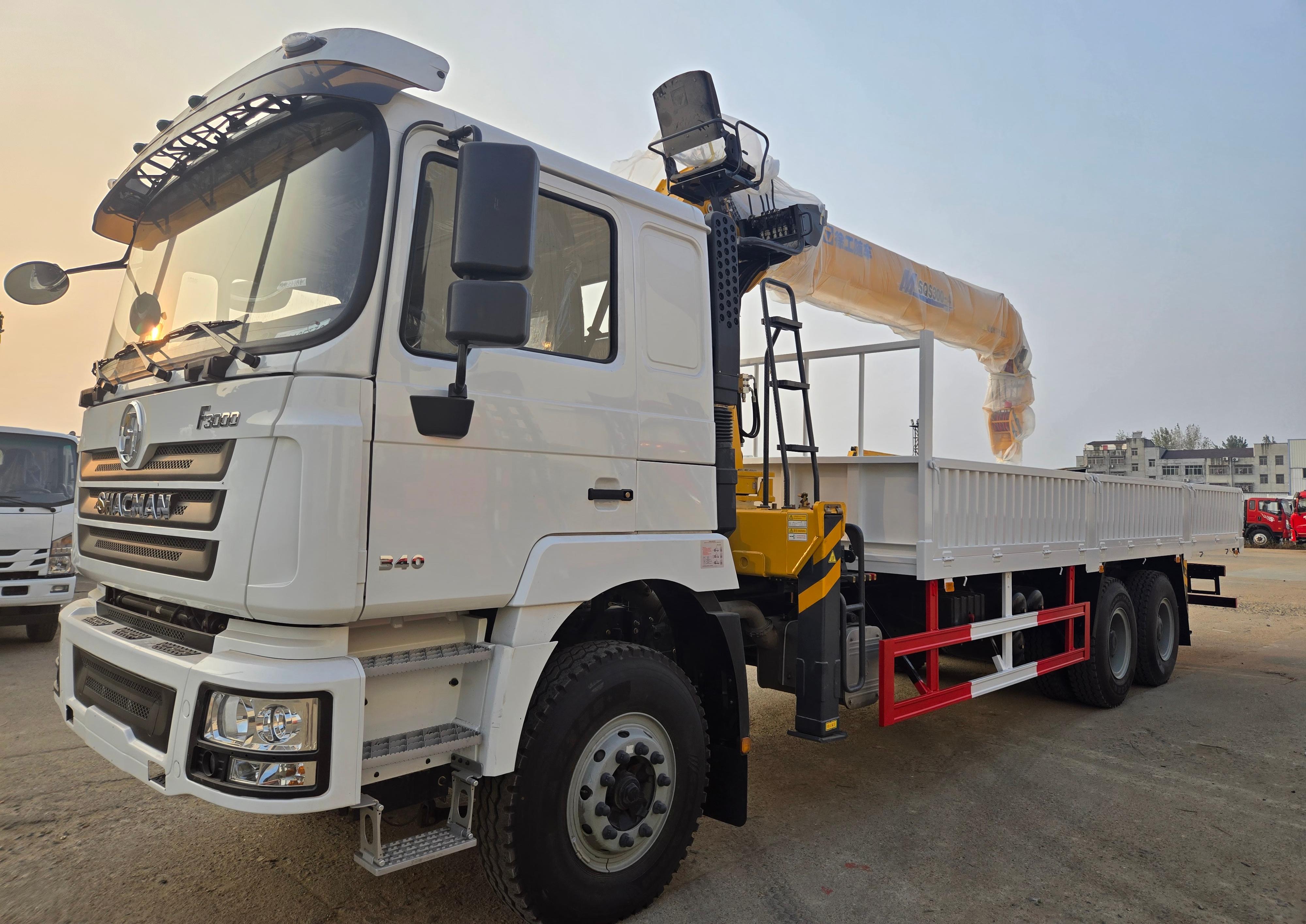 SHACMAN F3000 6x4 300HP Truck Mounted Crane, Euro II, Export Ready