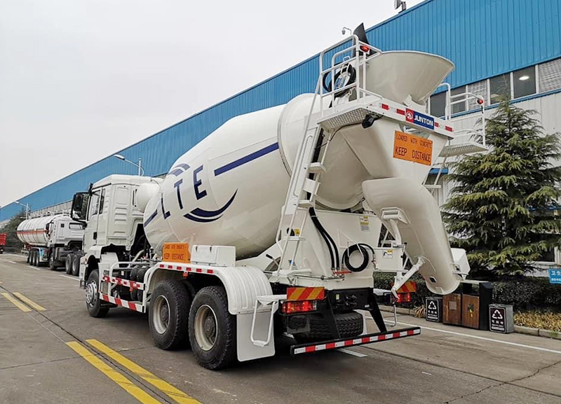 SHACMAN H3000 6x4 10CBM Concrete Mixer Truck 400HP Euro V Cement Mixer for Sale