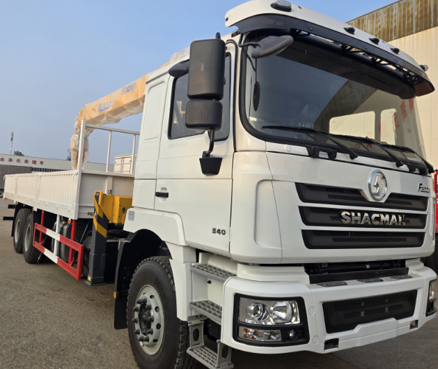 SHACMAN F3000 6×4 Truck with Crane 340HP Euro 2