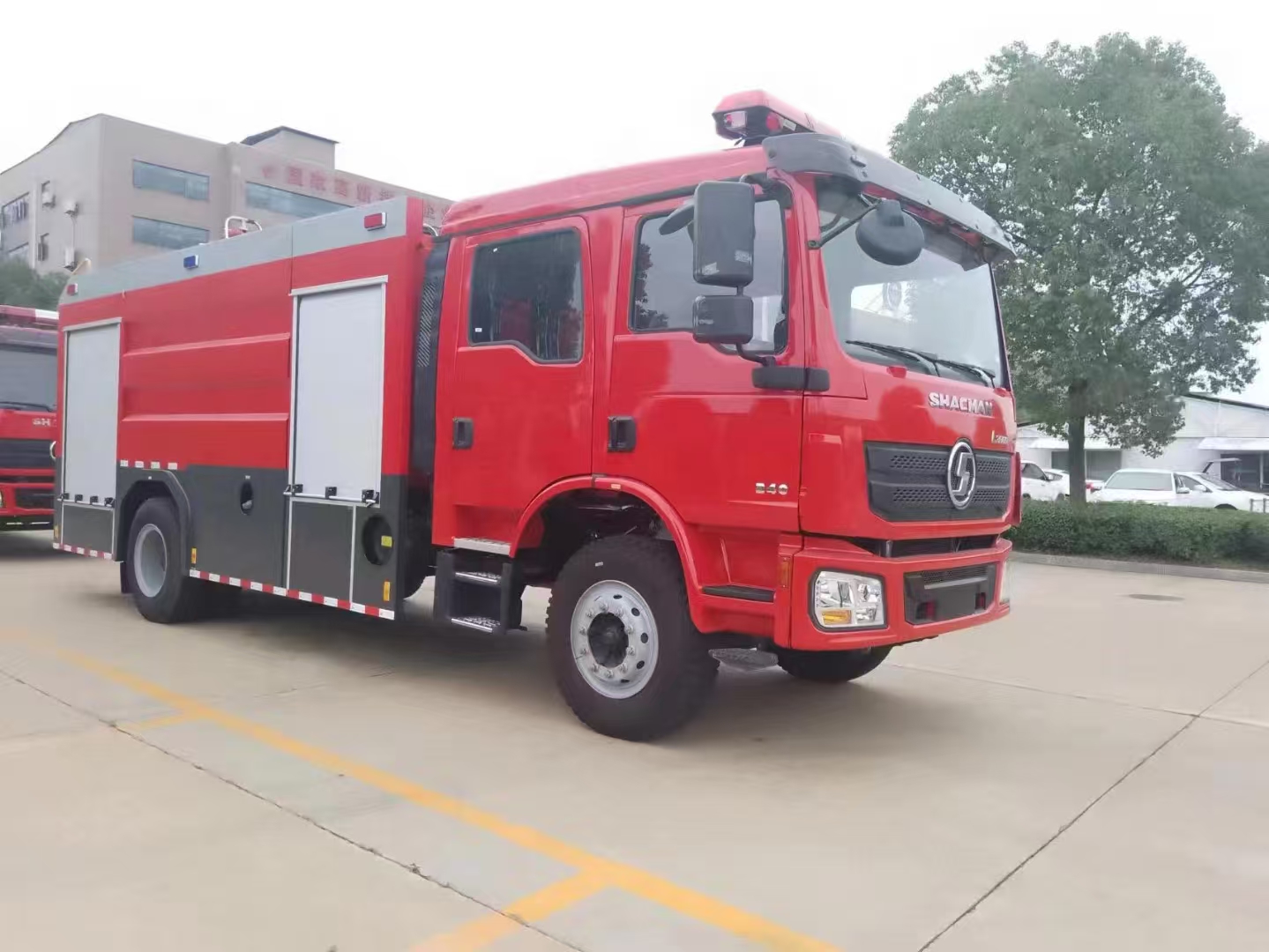 SHACMAN L3000 4×2 Water Tank Fire Truck 240HP