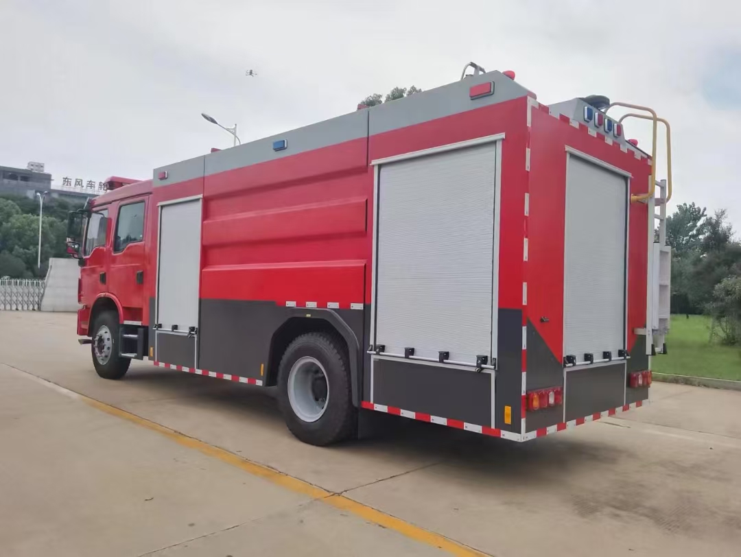 SHACMAN L3000 4×2 Water Tank Fire Truck 240HP