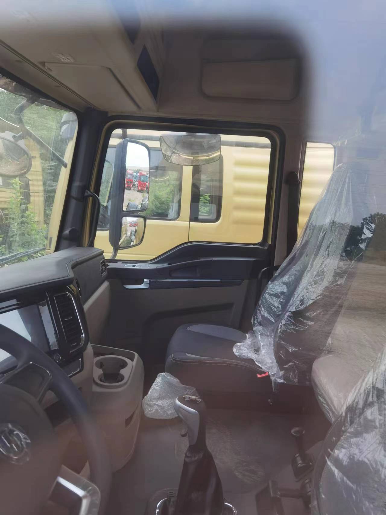 SHACMAN H3000 6x4 400HP Tractor Truck | Euro 2/3 Emission for Africa Export