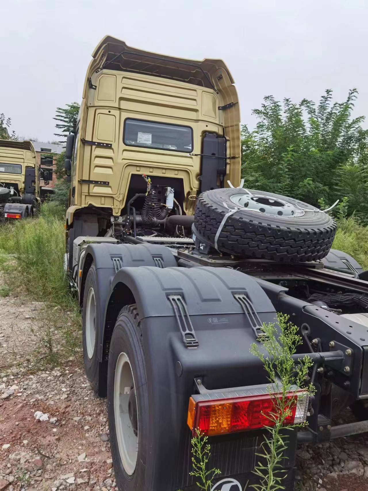 SHACMAN H3000 6x4 400HP Tractor Truck | Euro 2/3 Emission for Africa Export