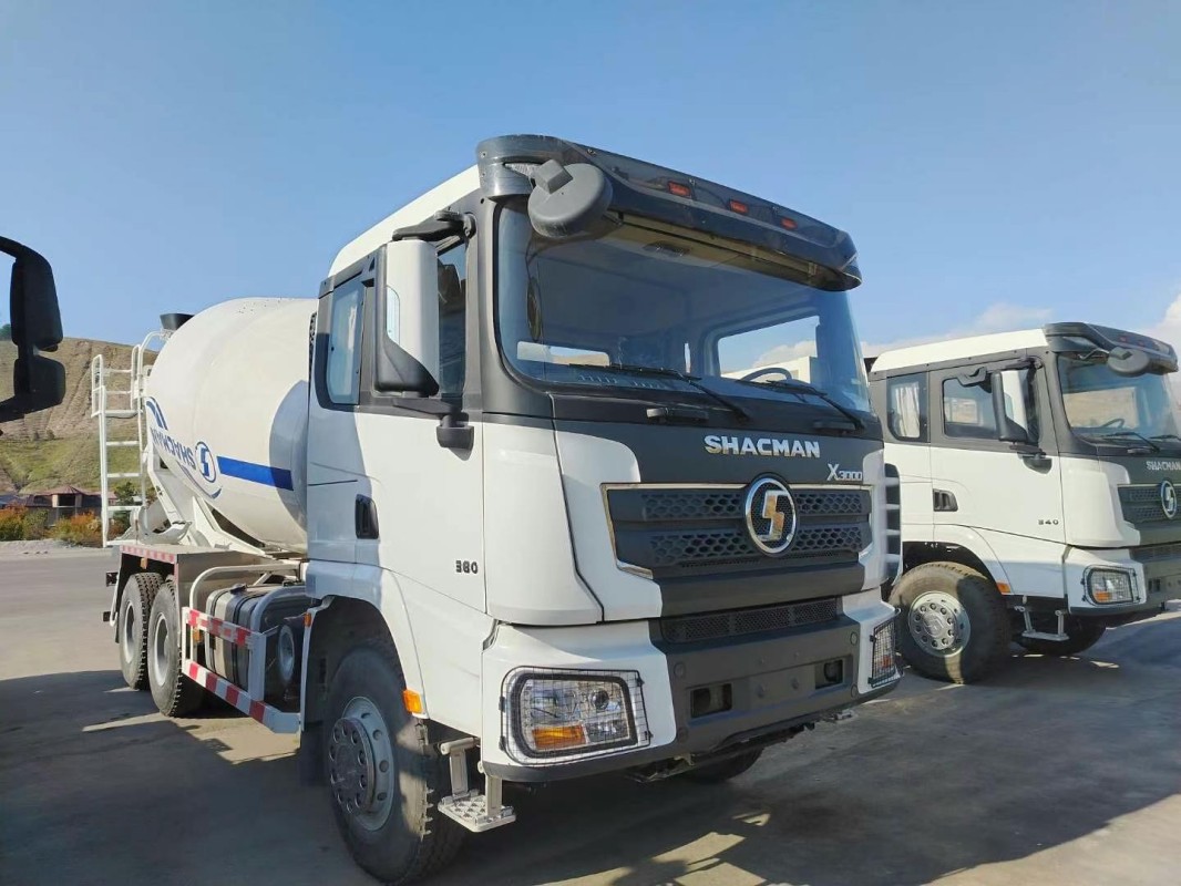 385PS M10E3 Engine Euro 3 Shacman X3000 10CBM Cement Mixer Truck 6x4 for Iraq Construction
