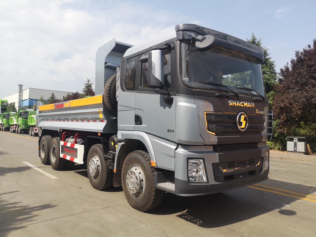 Heavy Load 8x4 Tipper SHACMAN X3000 480HP Euro3 Spec With Arabic Custom Mark For Global Construction