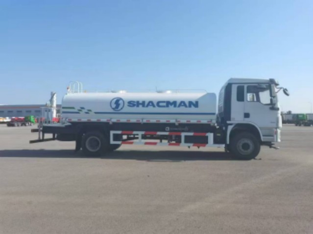 L3000 4×2 Water Sprinkler Truck 240HP Road Cleaning & Dust Suppression Water Tank Lorry