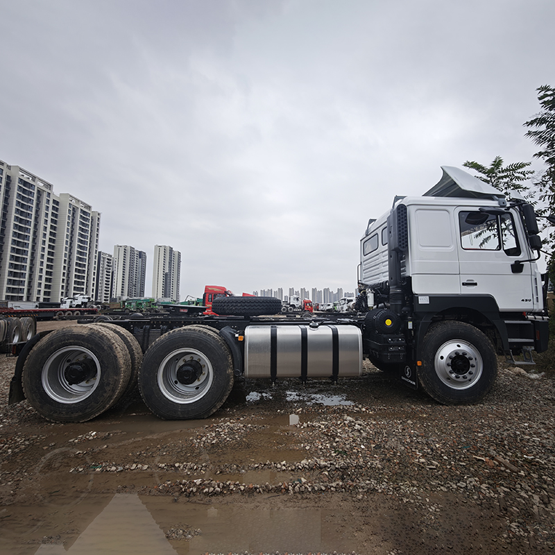 SHACMAN SX4255JV324R 6×4 Tractor Truck F3000 430 Horsepower Prime Mover Truck