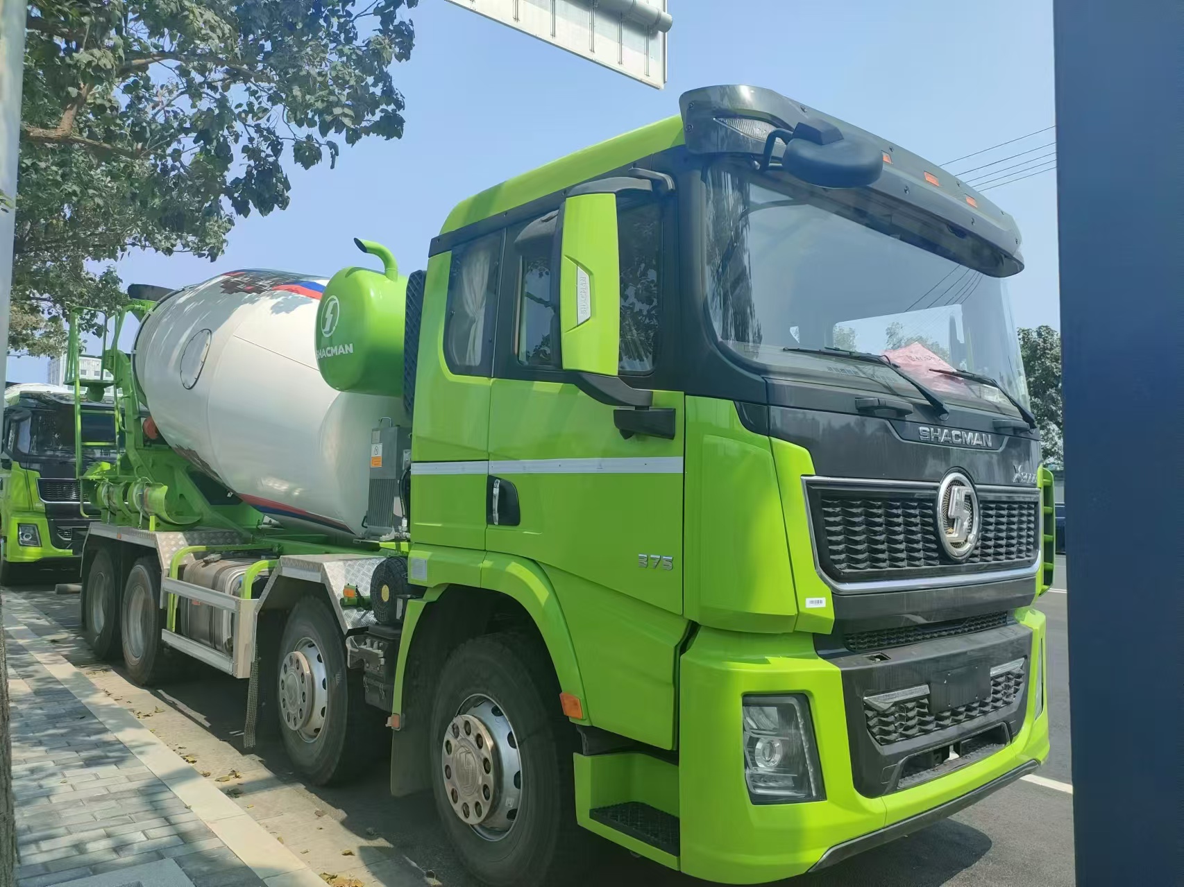 SHACMAN X3000 8×4 Concrete Mixer Truck SX5315GJB6T306C, 385HP Euro III 12CBM Cement Mixing Transport Vehicle