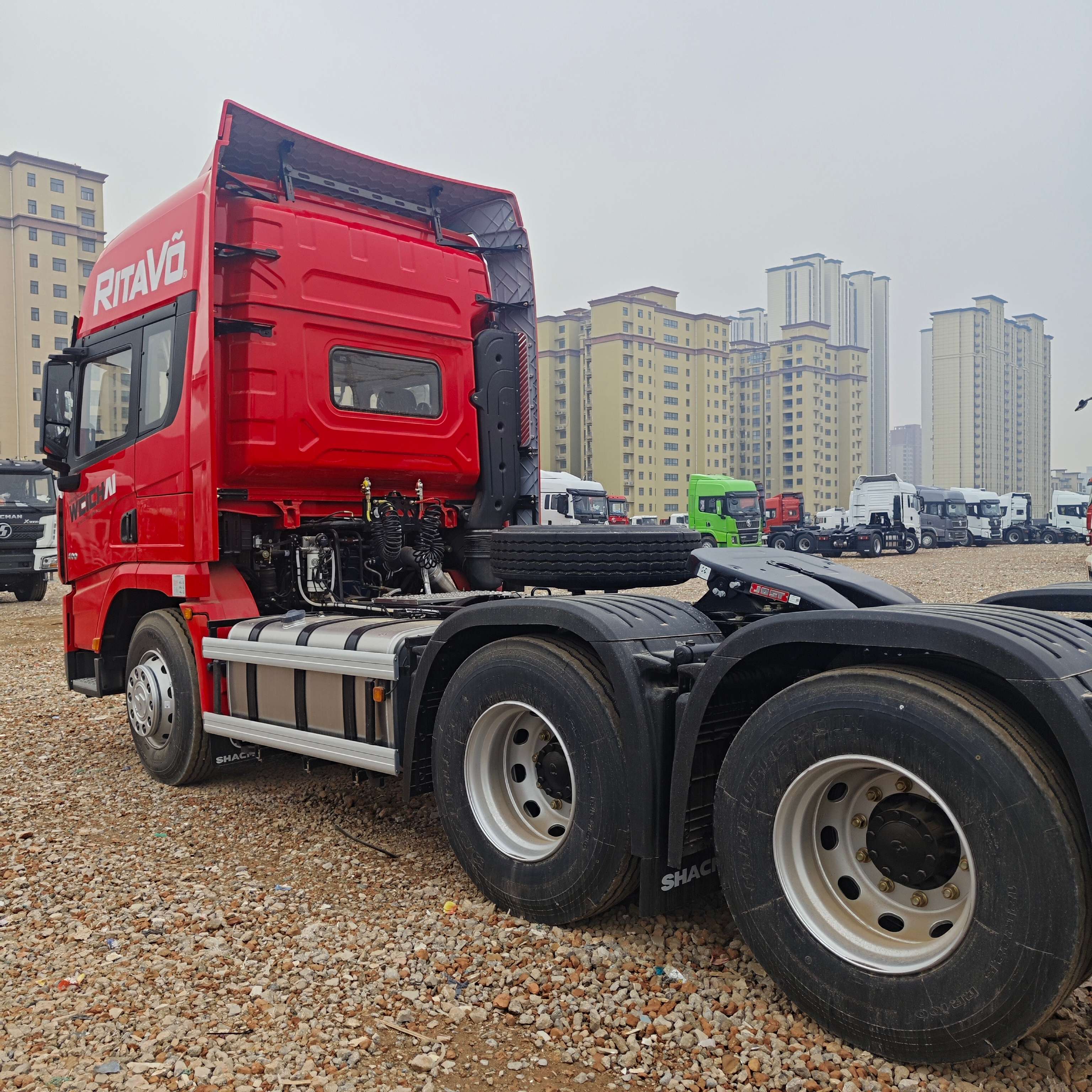 SHACMAN X3000 6x4 Heavy Duty Tractor Head SX42554V324 Euro II 430HP WP12 Engine Container Semi Trailer Truck for International Logistics Transportation