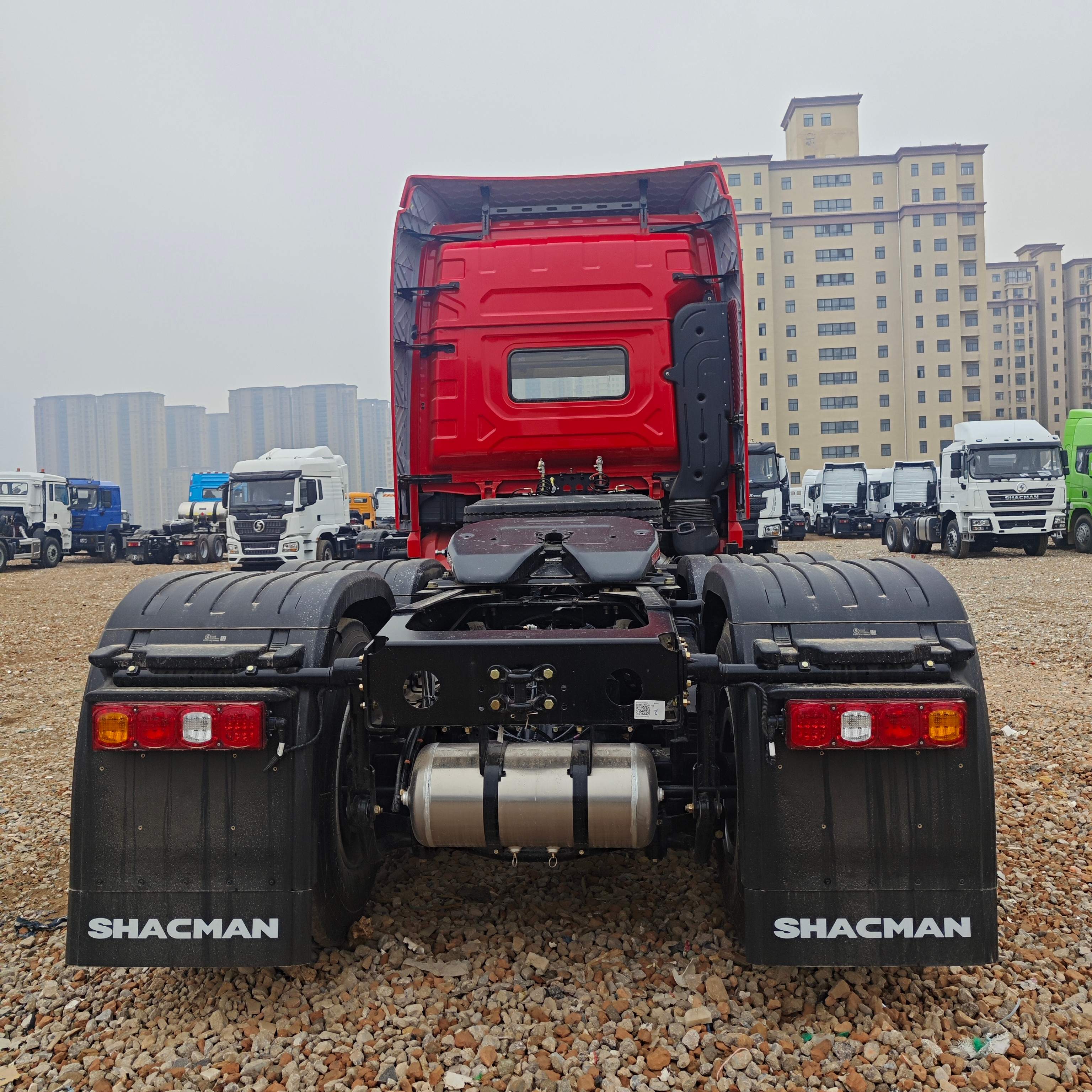 SHACMAN X3000 6x4 Heavy Duty Tractor Head SX42554V324 Euro II 430HP WP12 Engine Container Semi Trailer Truck for International Logistics Transportation