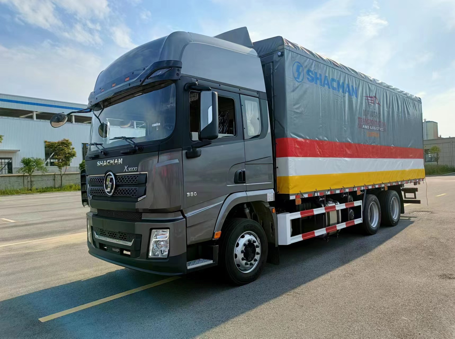SHACMAN X3000 6×4 Composite Freight Truck, equipped with WP12.430E201 engine (Euro II emission standard), suitable for long-distance transportation of daily fresh food and agricultural products.