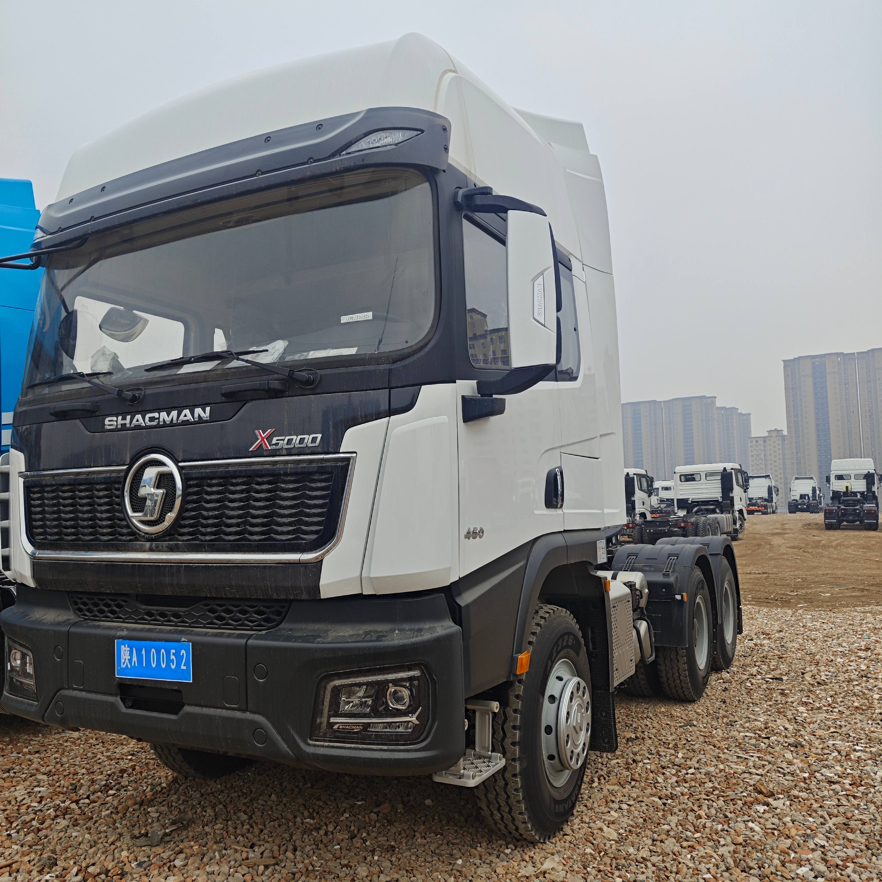 SHACMAN X5000 6x4 Tractor Unit, 430PS Euro II, X5000 Extended High Roof Cab