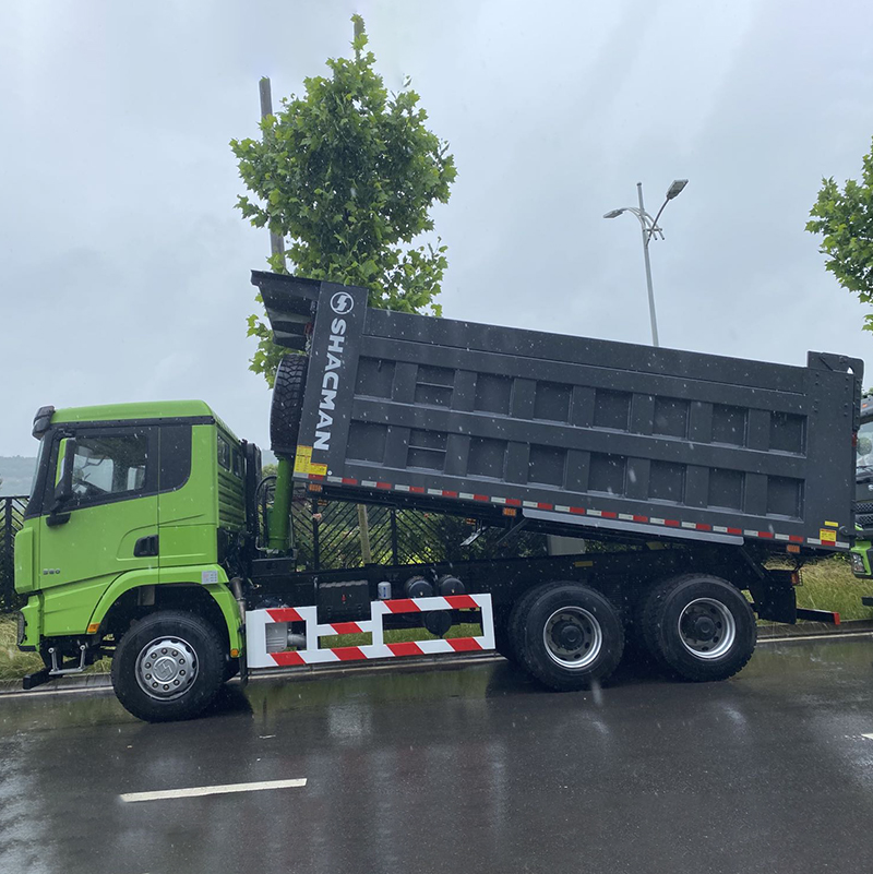 SHACMAN X3000 6x4 Mining Dump Truck 340 HP Euro II Construction Tipper Vehicle