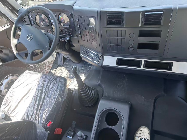 SHACMAN Delong F3000 4x2 Tractor Head 380HP Diesel Truck for Logistics Transportation