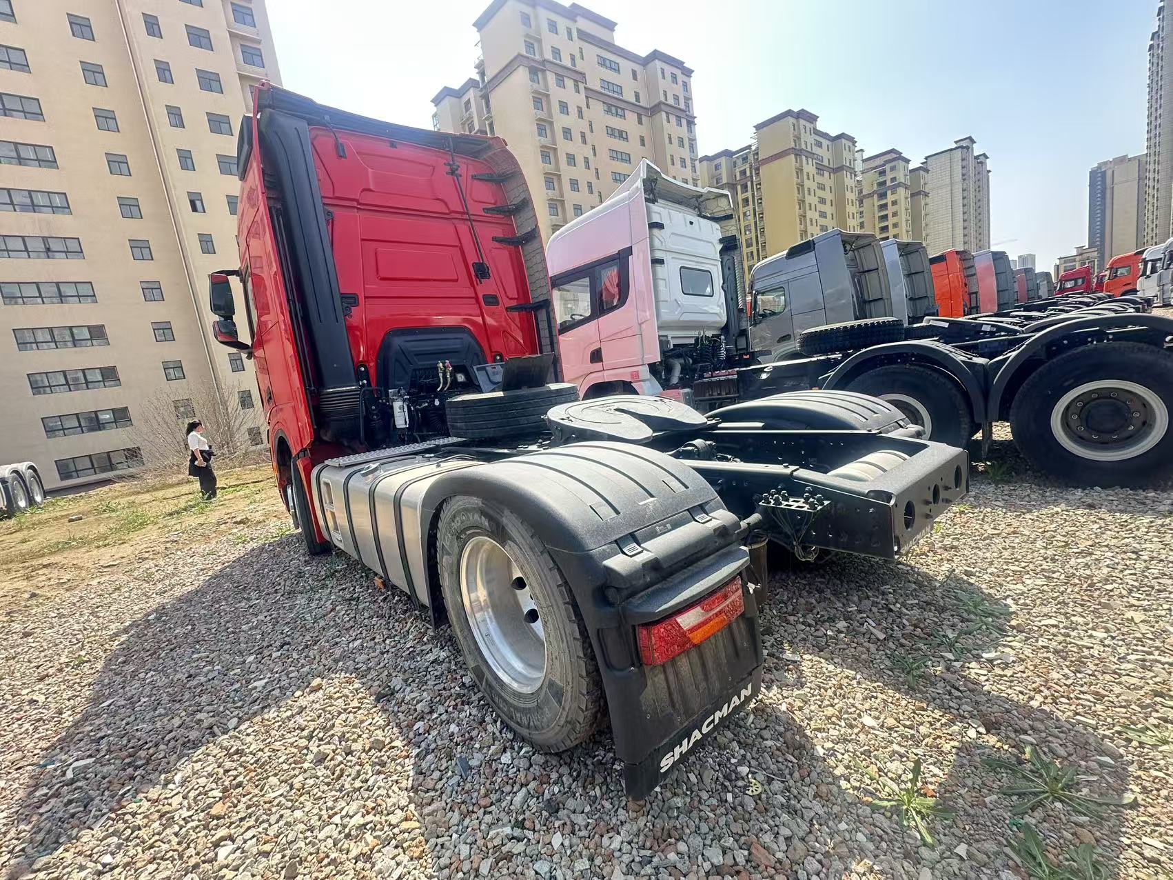 SHACMAN X6000 Composite Version 6×4 Heavy Duty Tractor Truck 550HP Long-haul transportation powerhouse Global Exports