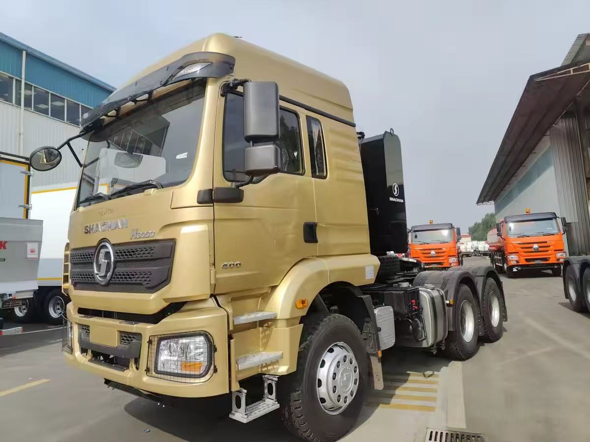SHACMAN H3000 6X4 Tractor Truck 380HP Heavy Duty Tractor Head