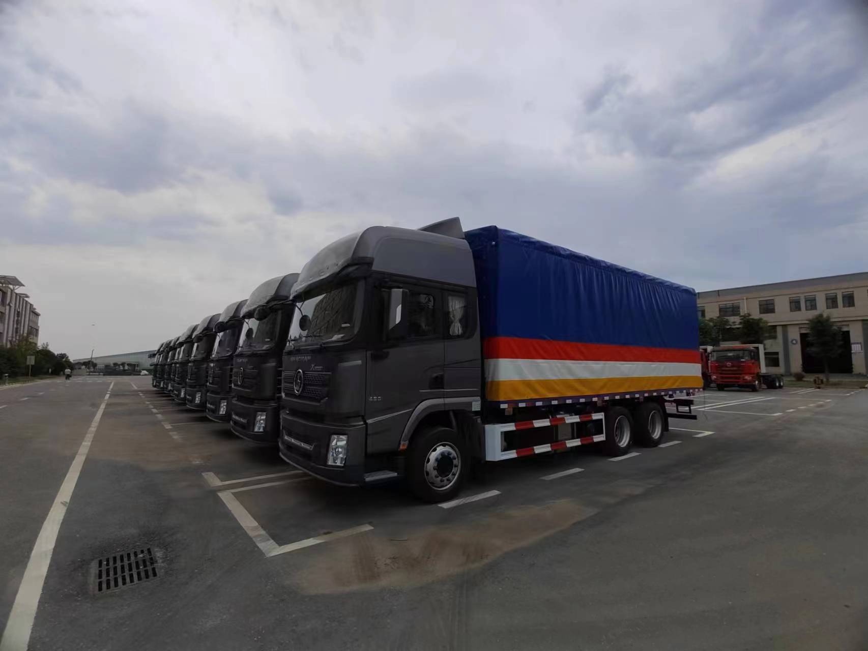 SHACMAN X3000 6×4 430HP Heavy Duty Cargo Truck for Long-Haul Freight Transport