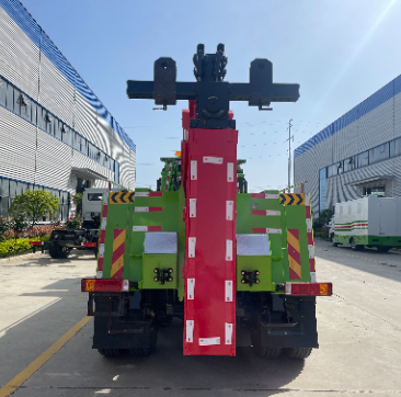 SHACMAN X3000 6x4 Heavy‑Duty Wrecker Recovery Tow Truck