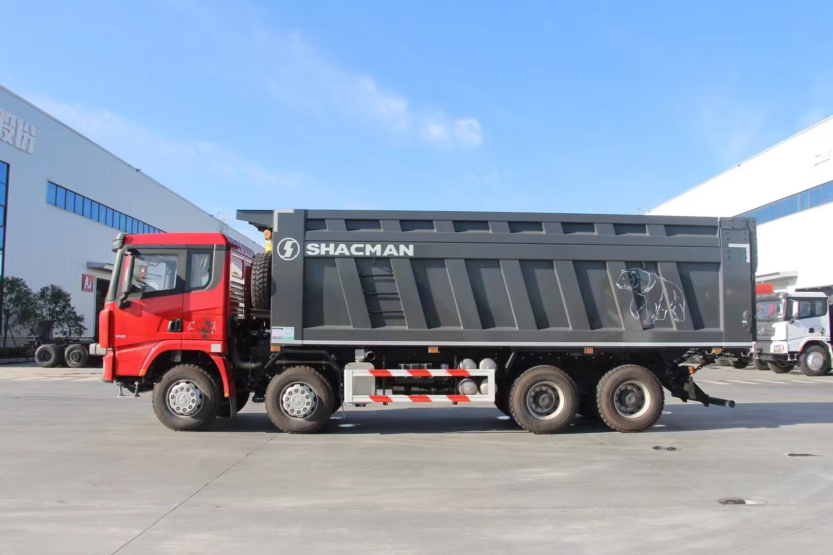 SHACMAN X3000 8x4 Heavy‑Duty Dump Truck