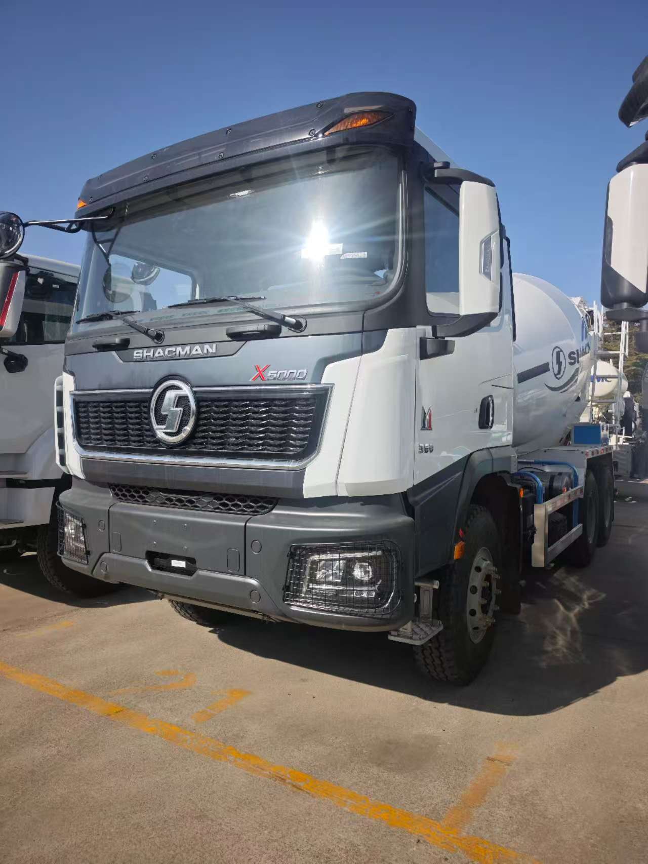 SHACMAN X5000 6×4 430 Cement mixer truck